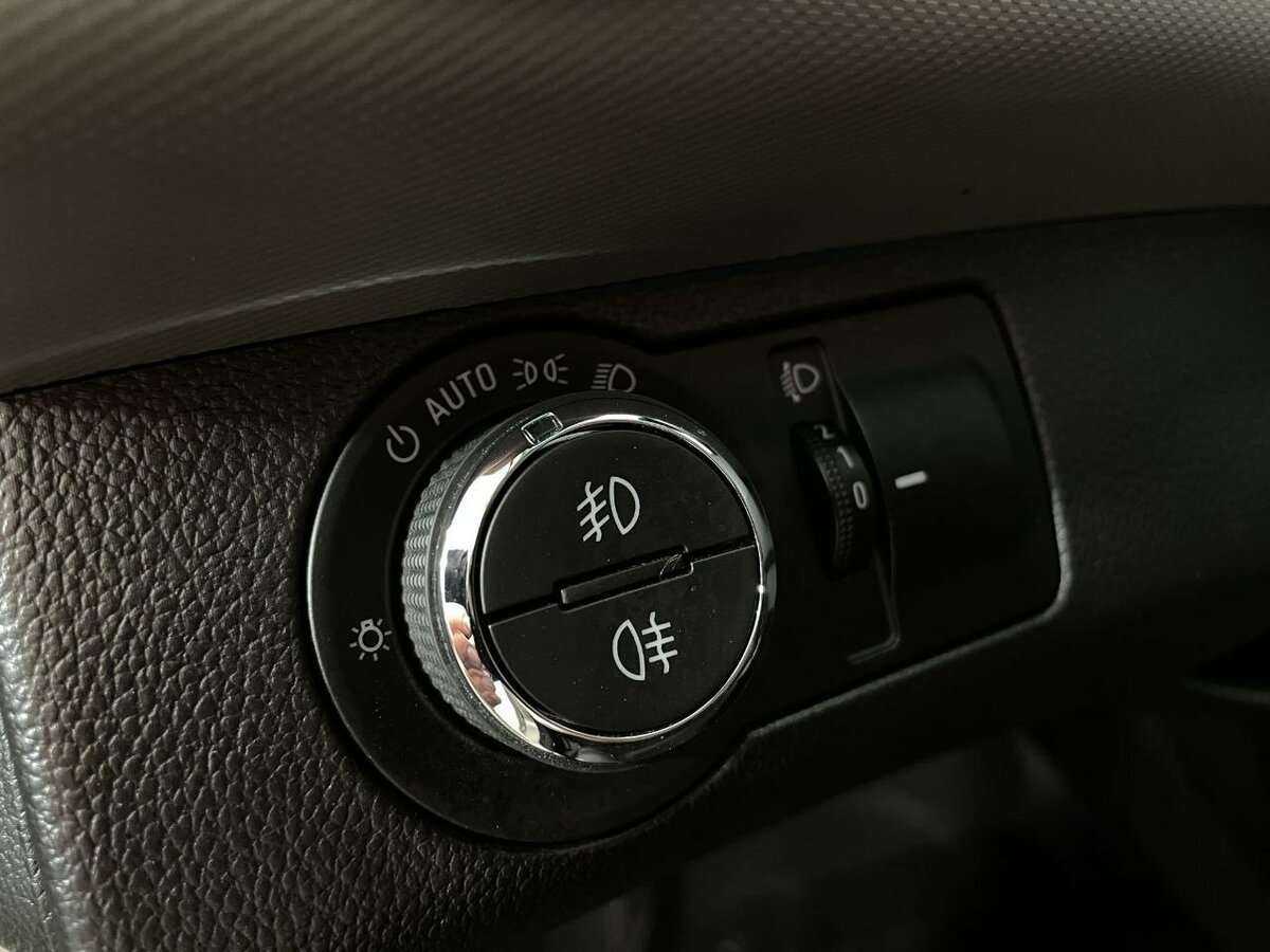 Chevrolet Aveo, 2015 Фото №7