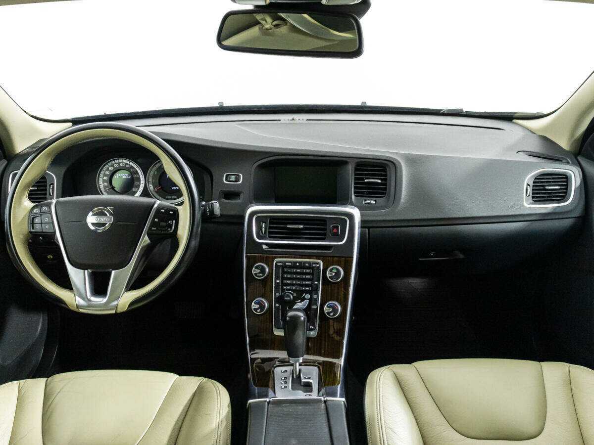 Volvo S60, 2012 Фото №13