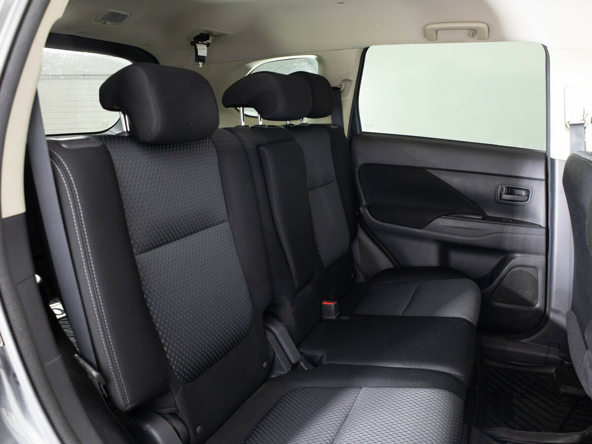 Mitsubishi Outlander III Рестайлинг 2, 2018 Фото №14