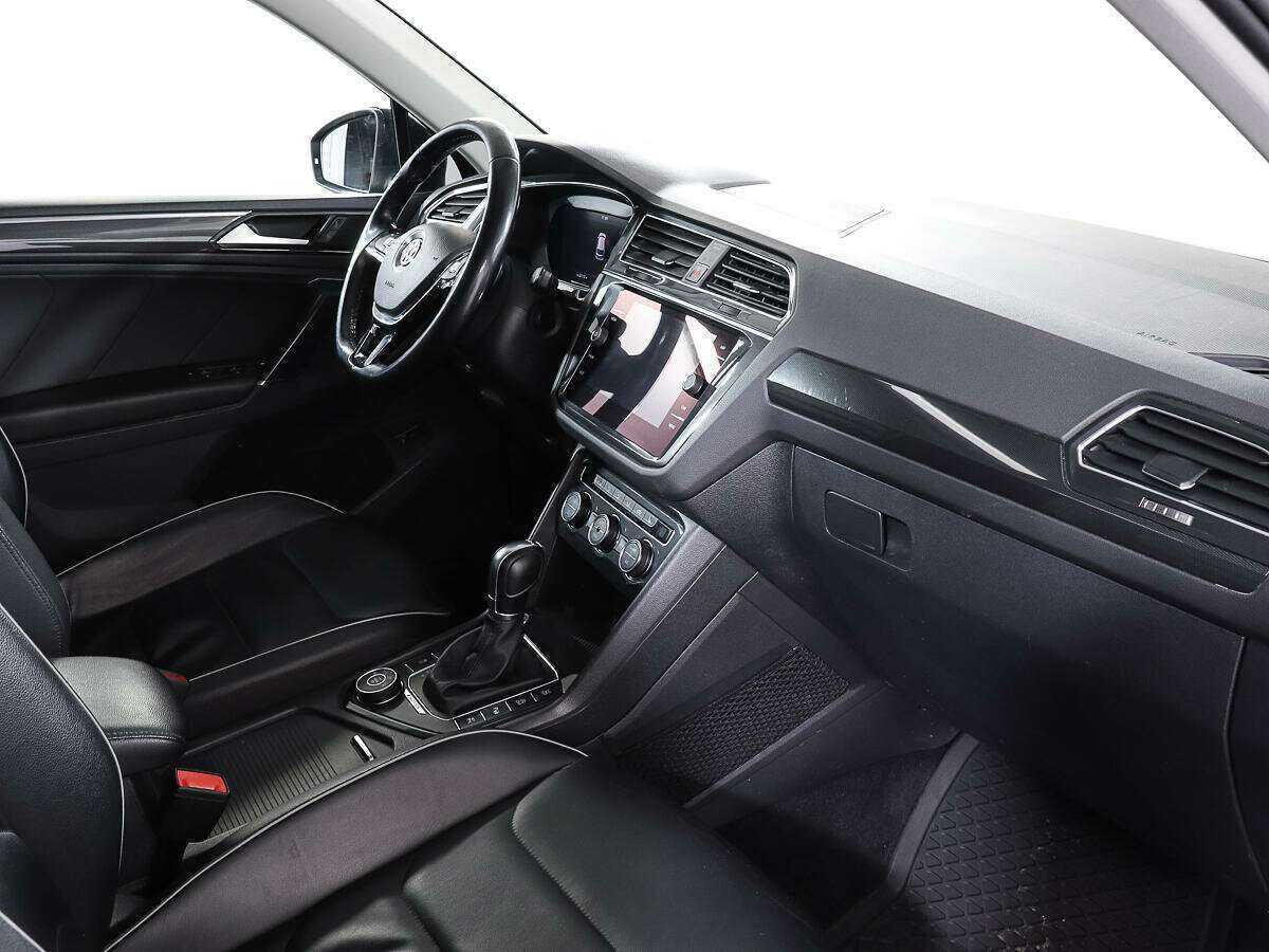 Volkswagen Tiguan, 2017 Фото №9