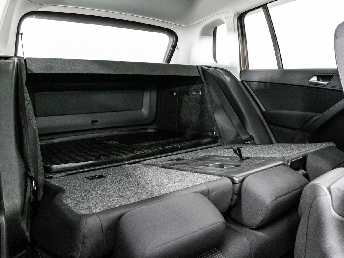 Volkswagen Tiguan I Рестайлинг, 2014 Фото №18