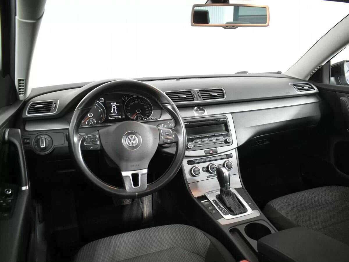 Volkswagen Passat, 2014 Фото №14