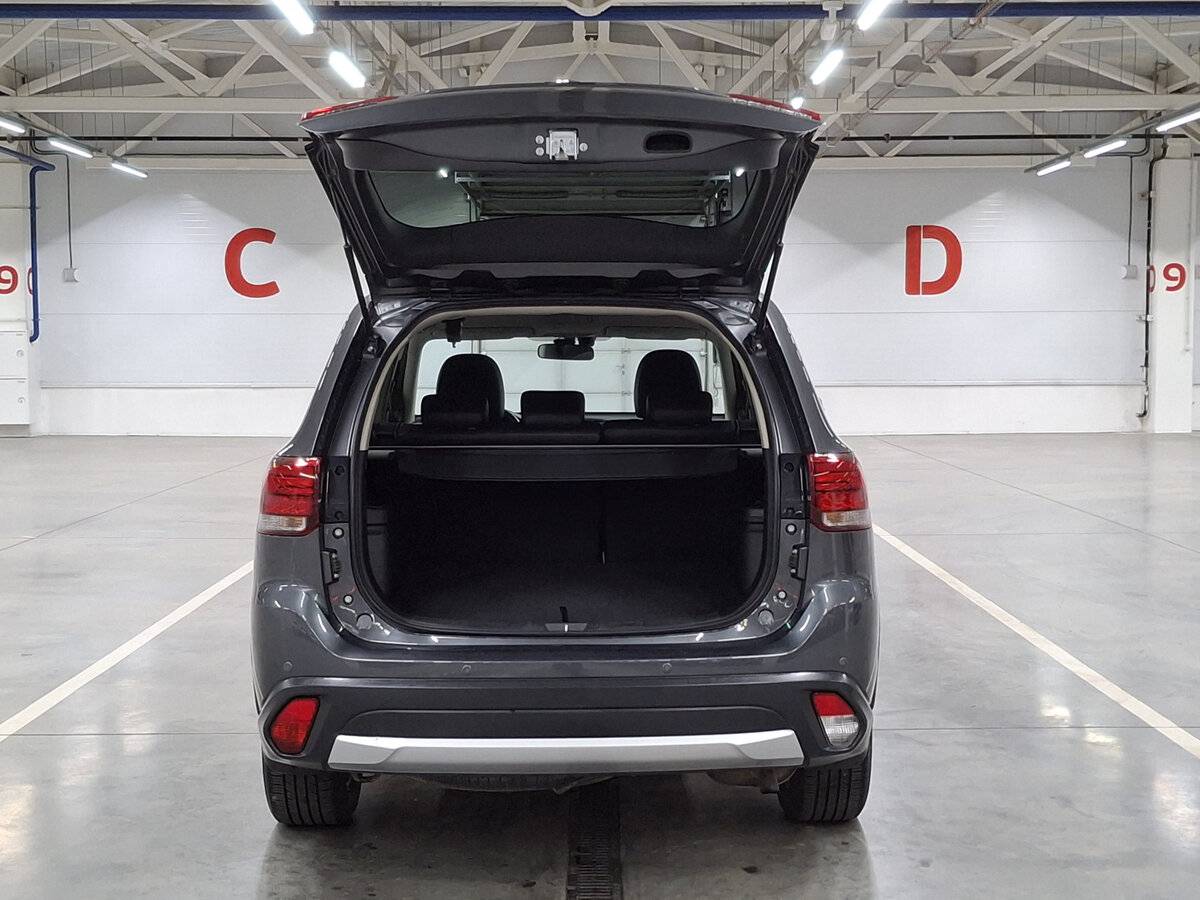 Mitsubishi Outlander III Рестайлинг 2, 2016 Фото №10