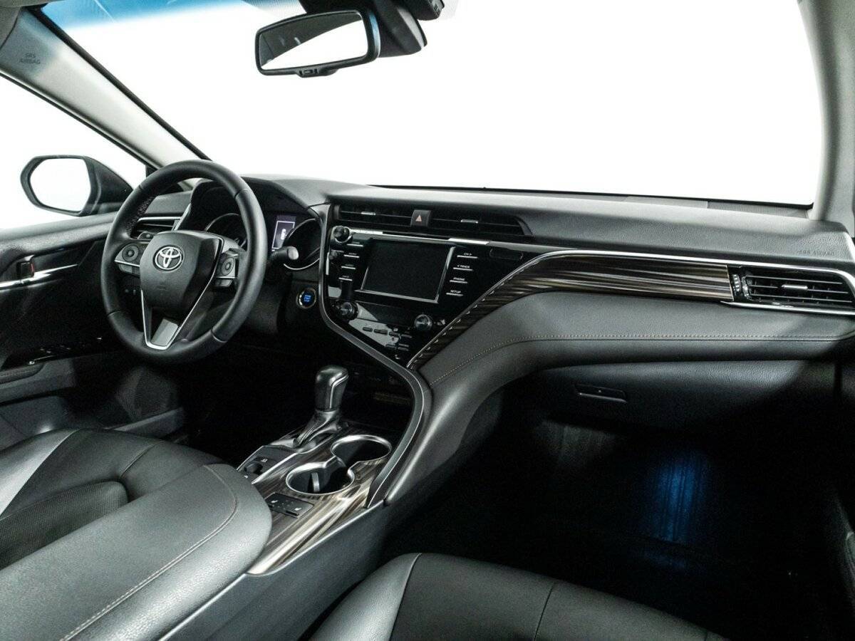 Toyota Camry, 2019 Фото №9