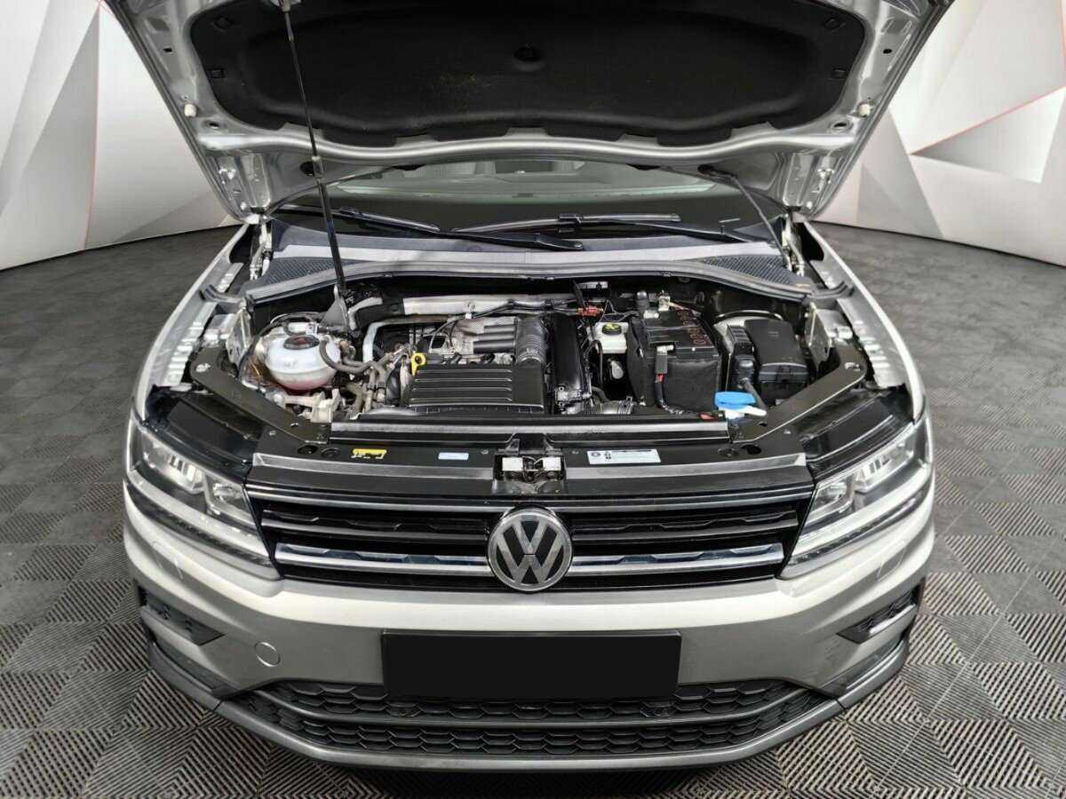 Volkswagen Tiguan, 2020 Фото №11