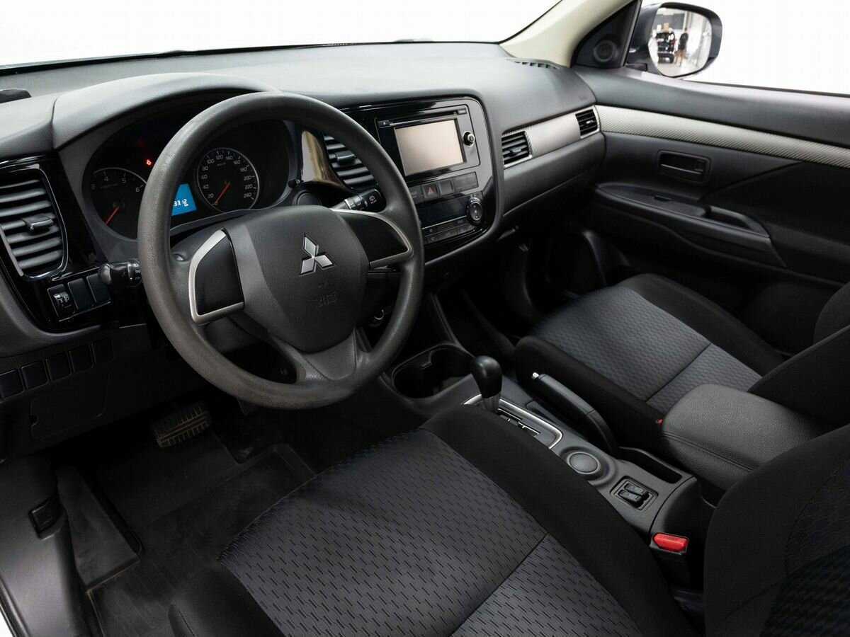 Mitsubishi Outlander, 2014 Фото №7
