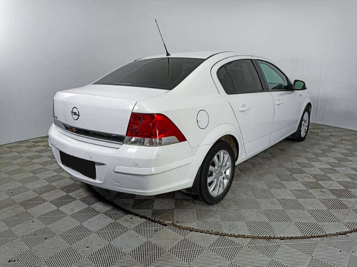 Opel Astra, 2013 Фото №5
