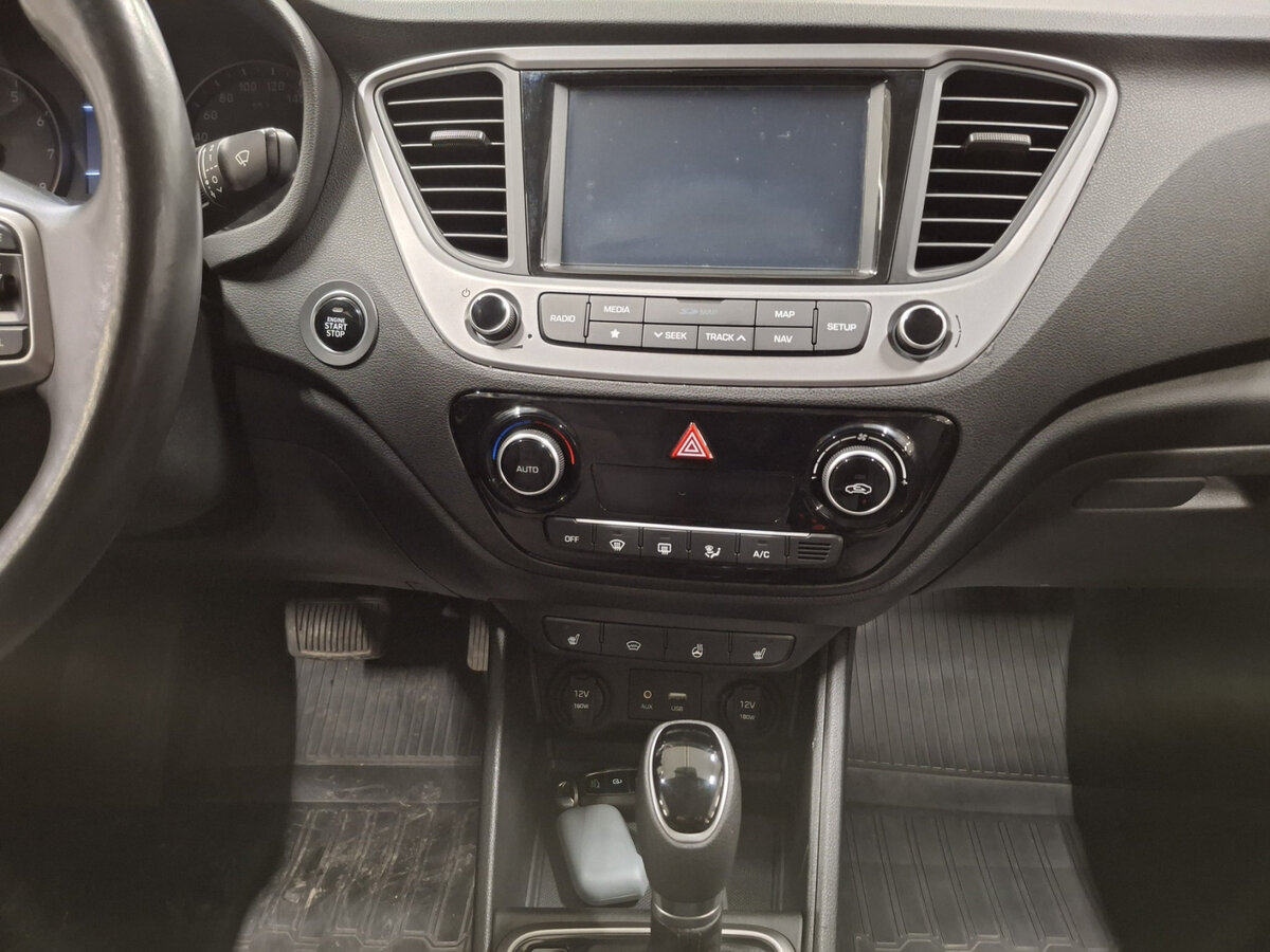 Hyundai Solaris II, 2017 Фото №15