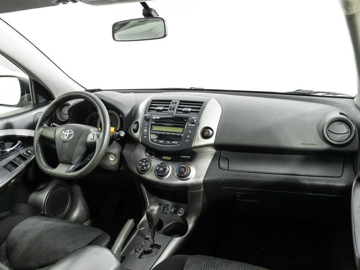Toyota RAV4, 2012 Фото №8