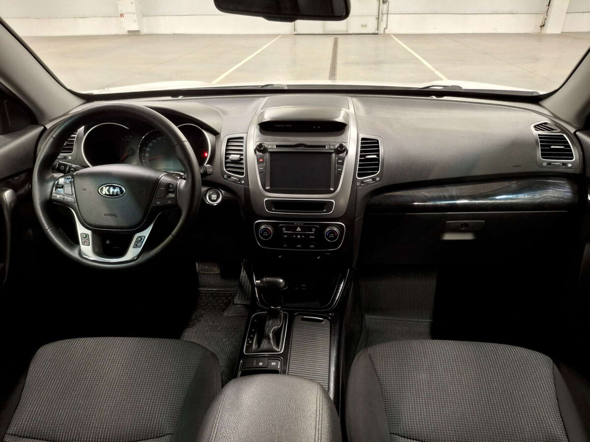 Kia Sorento II Рестайлинг, 2017 Фото №14