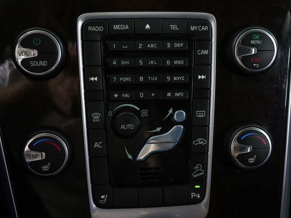 Volvo XC60, 2012 Фото №23