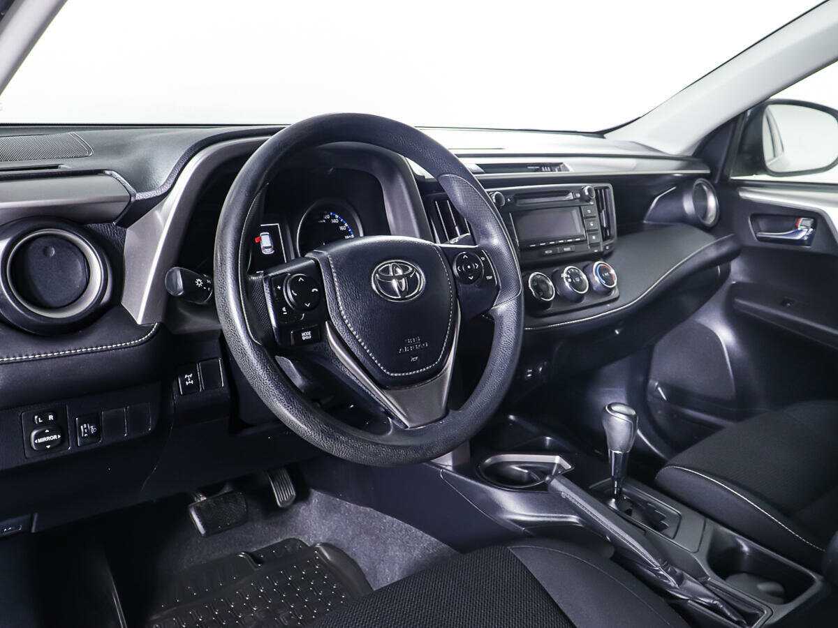 Toyota RAV4, 2016 Фото №13