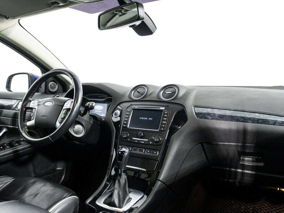Ford Mondeo, 2013 Фото №9