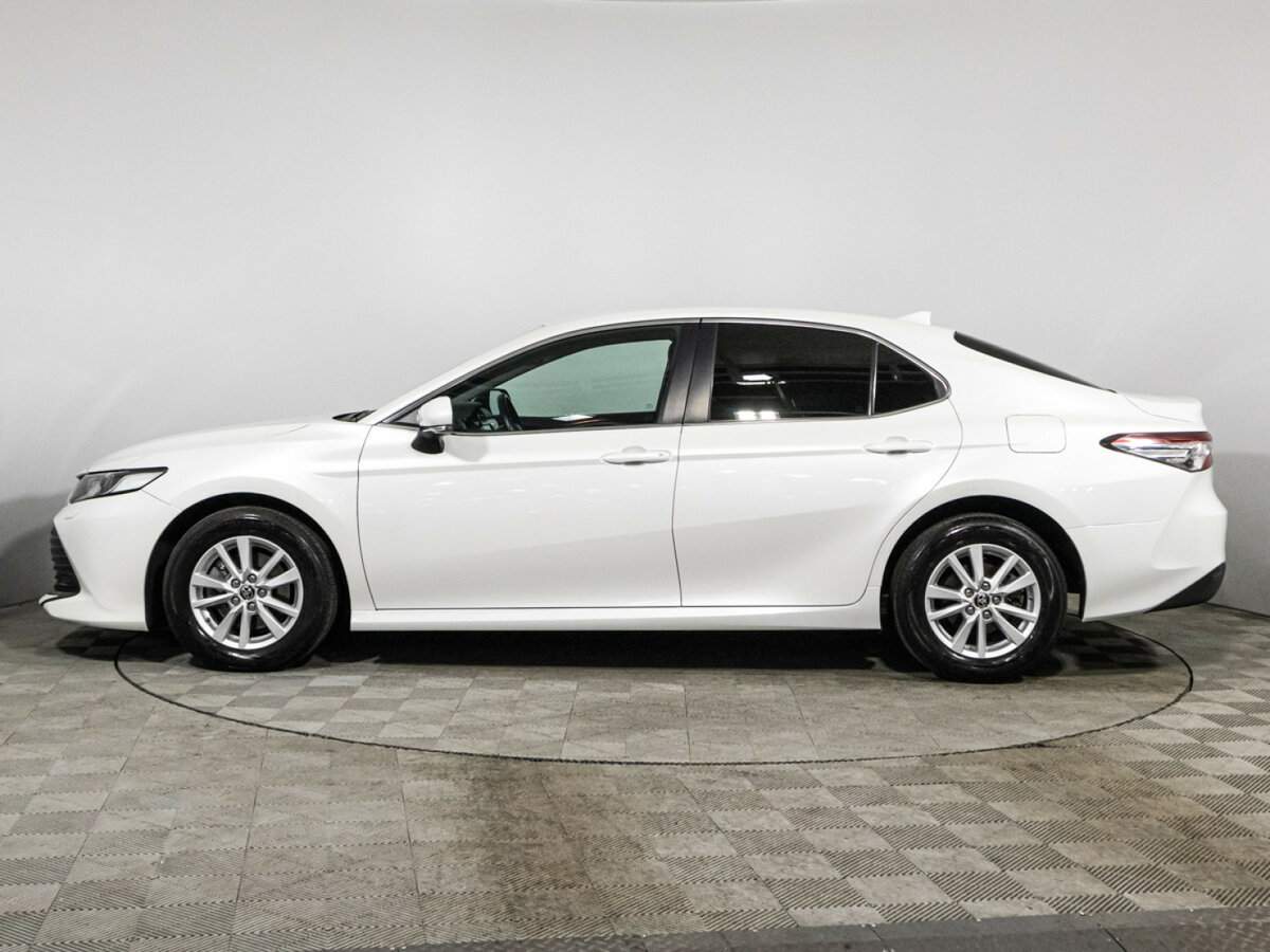 Toyota Camry, 2020 Фото №8