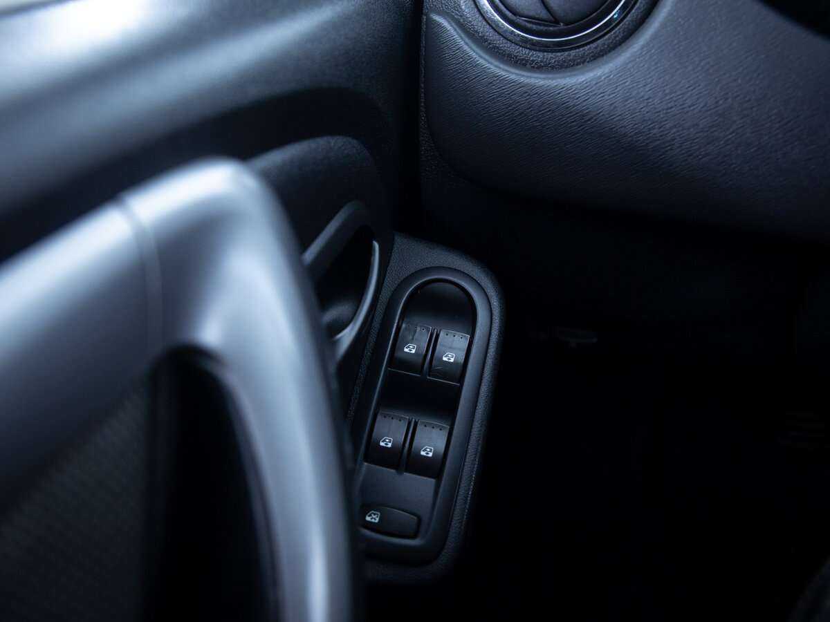 Renault Duster, 2013 Фото №12