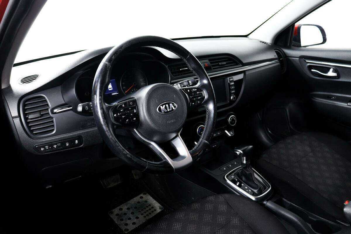 Kia Rio X-Line, 2018 Фото №13