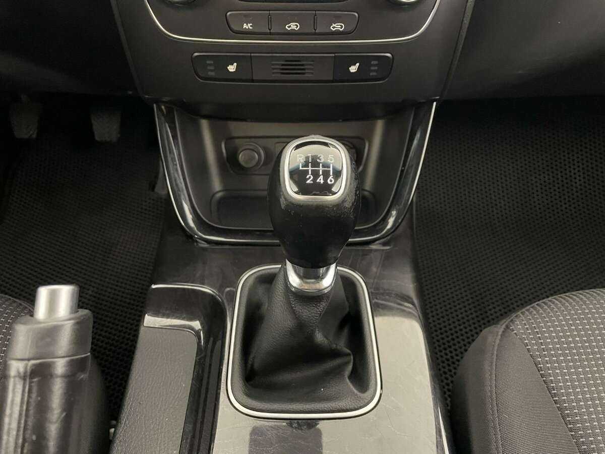 Kia Sorento, 2019 Фото №13