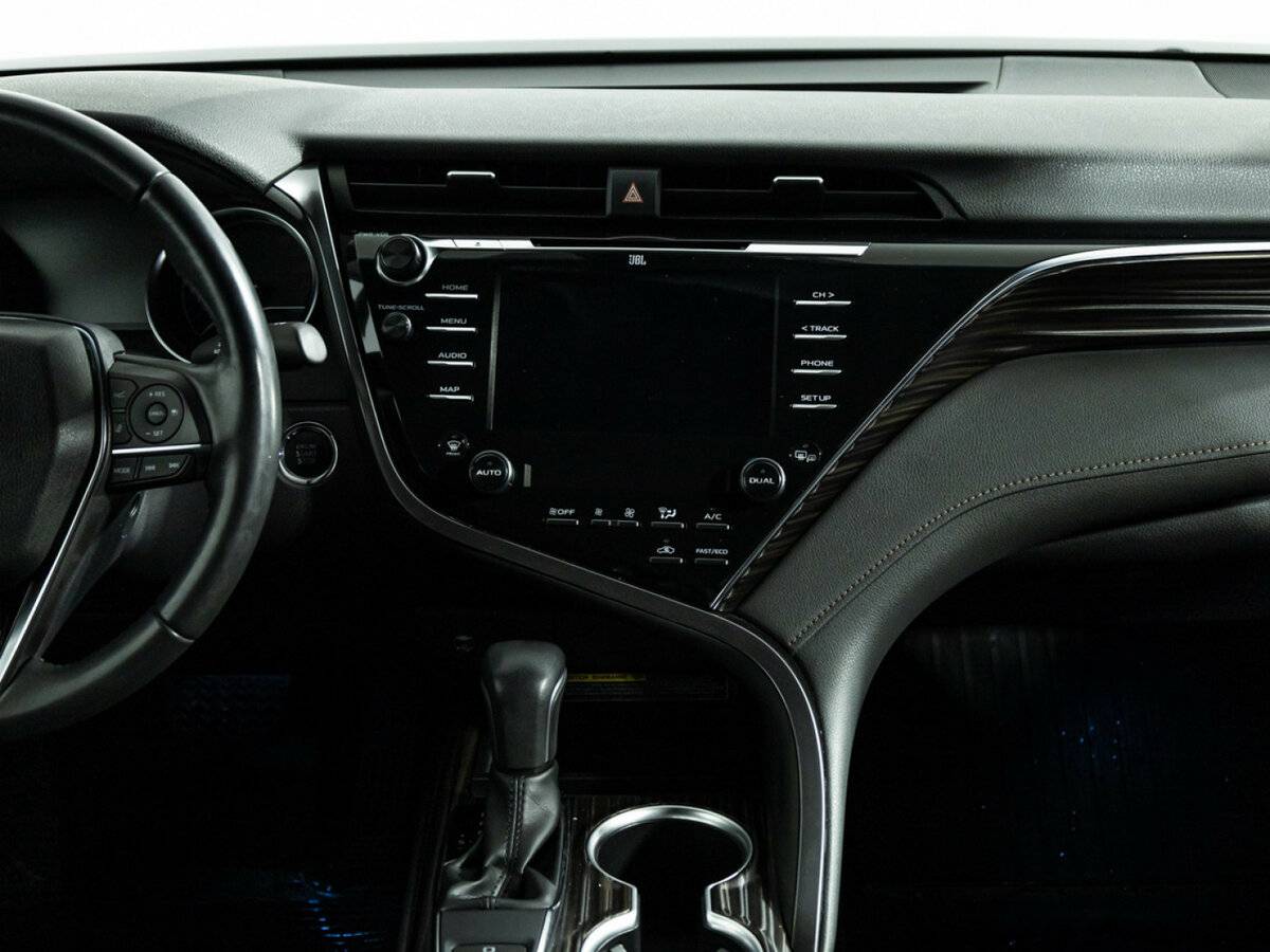 Toyota Camry VIII (XV70), 2020 Фото №12