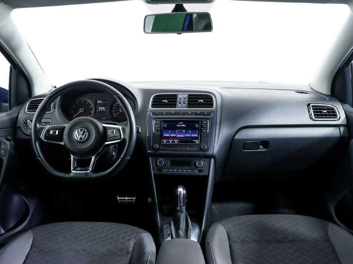 Volkswagen Polo, 2018 Фото №8