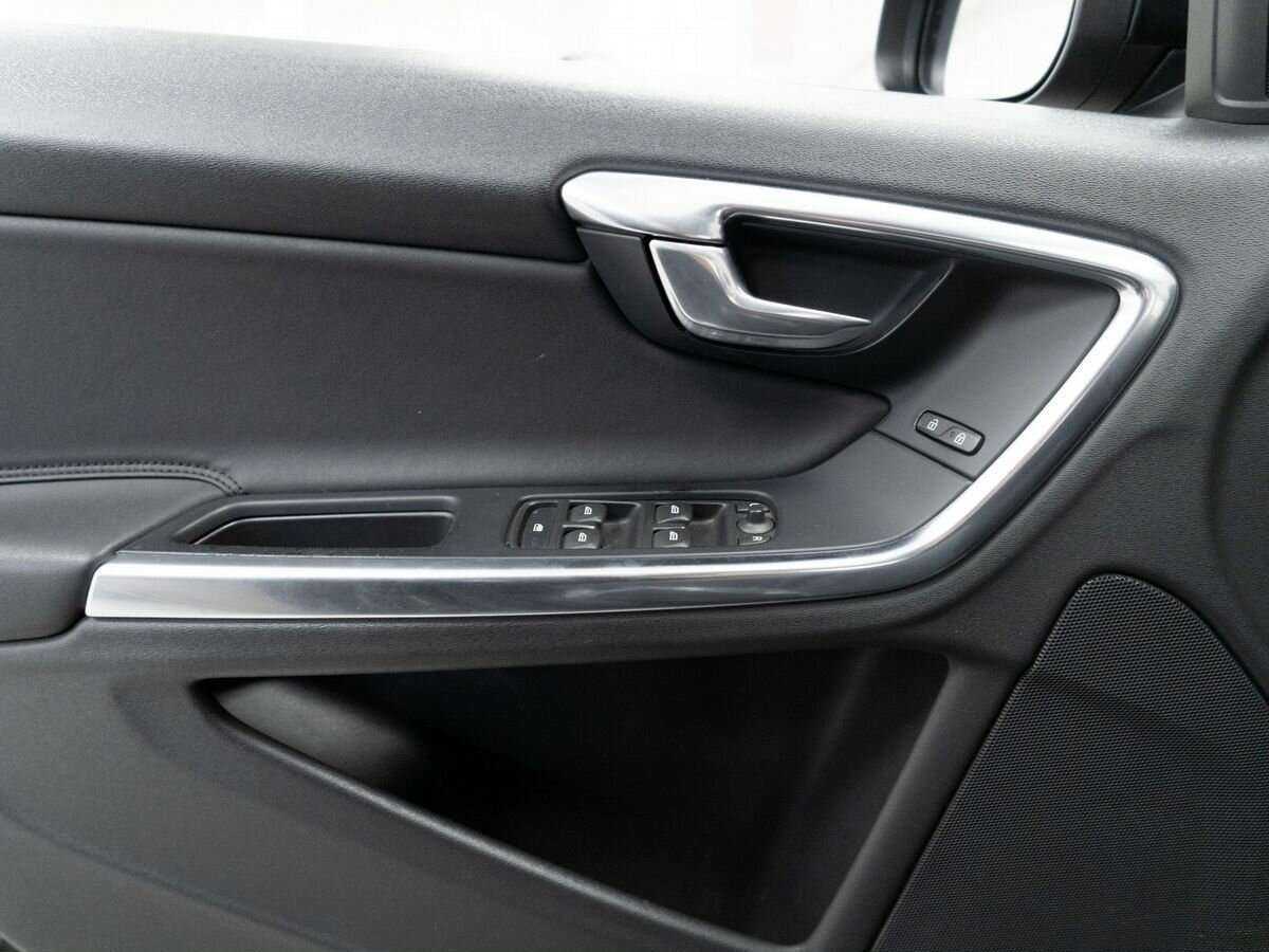 Volvo S60, 2012 Фото №14