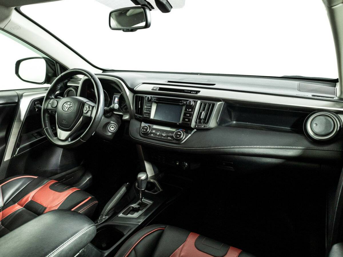 Toyota RAV4 IV (XA40) Рестайлинг, 2016 Фото №9