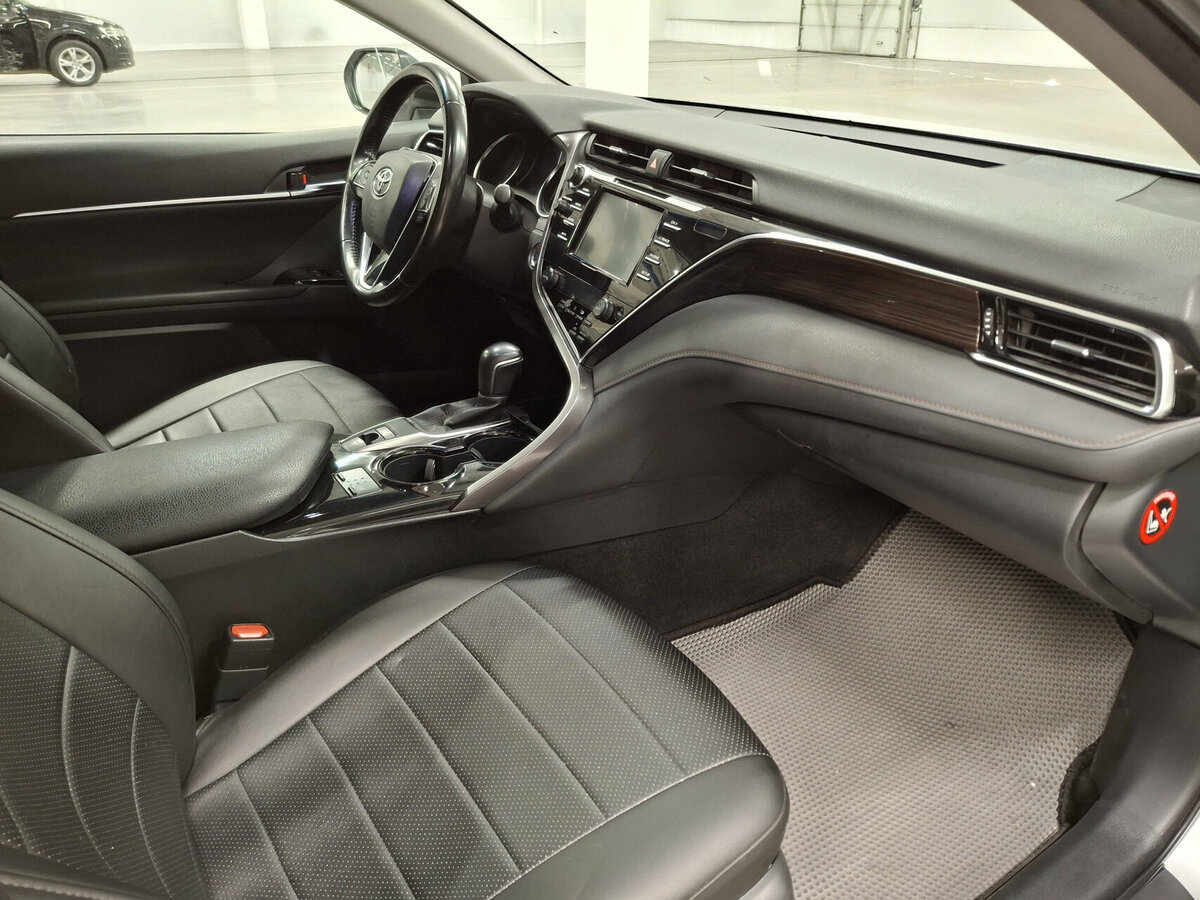 Toyota Camry VIII (XV70), 2018 Фото №10