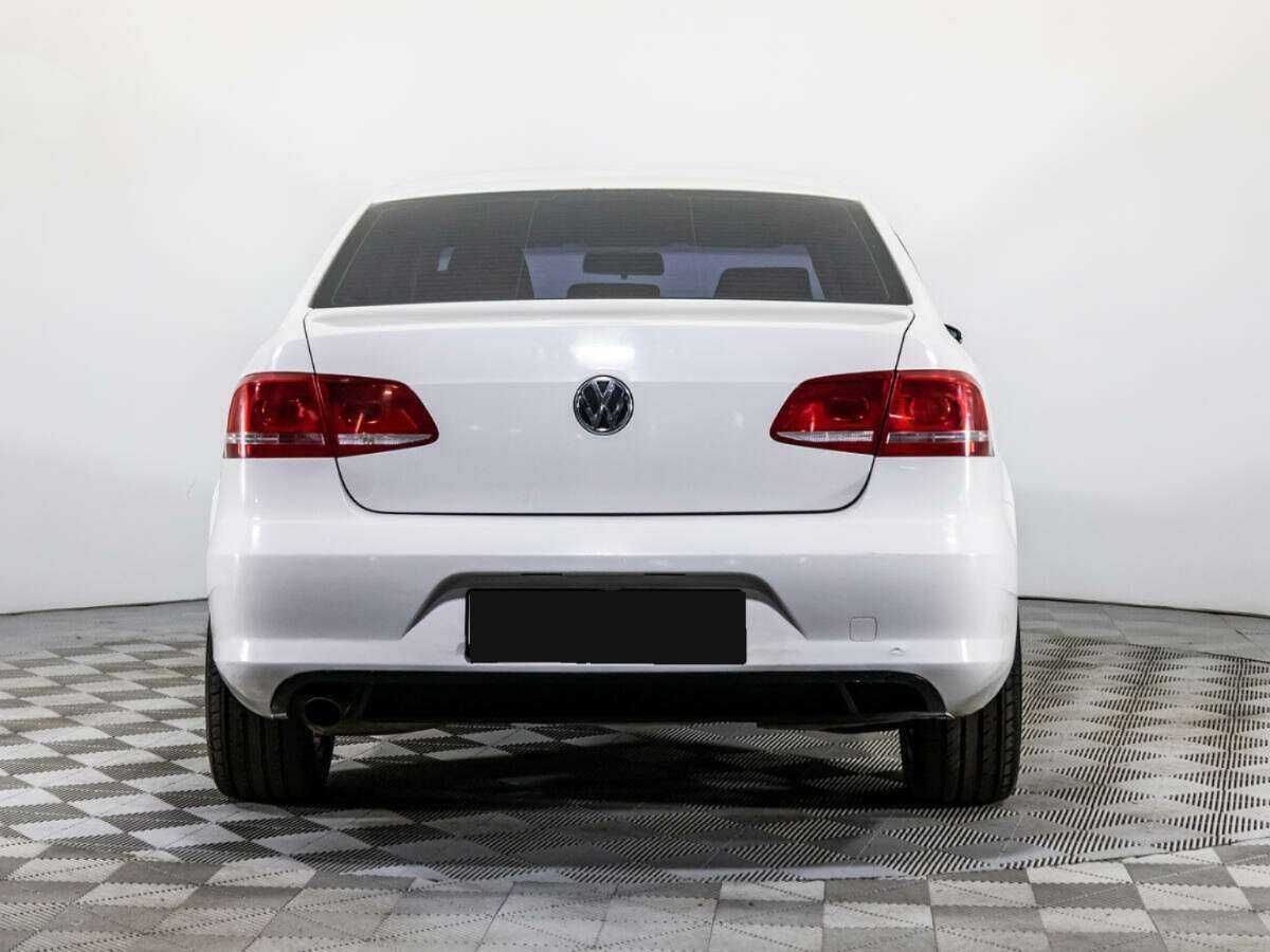 Volkswagen Passat, 2012 Фото №6