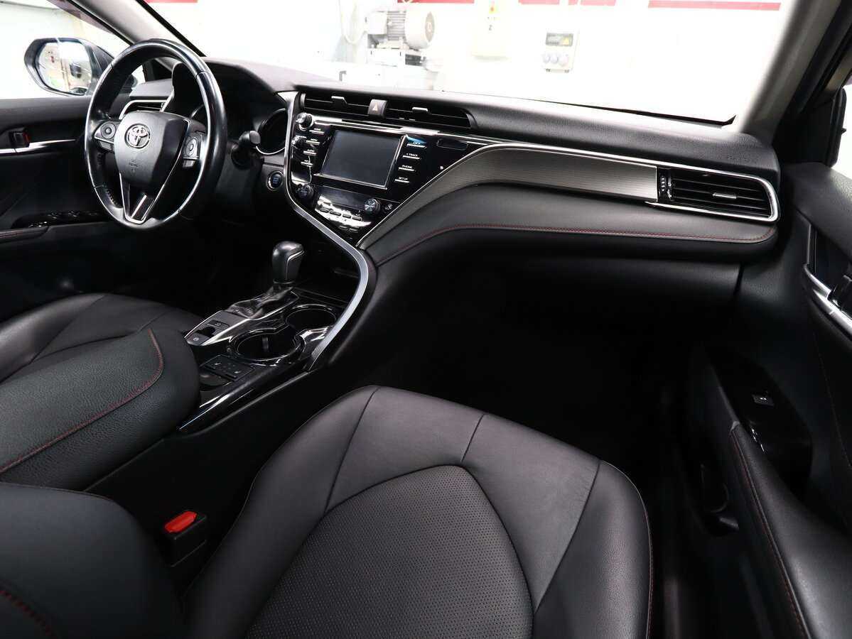 Toyota Camry, 2020 Фото №14