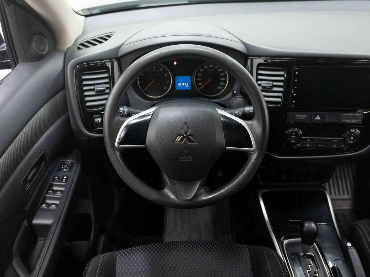 Mitsubishi Outlander, 2018 Фото №14