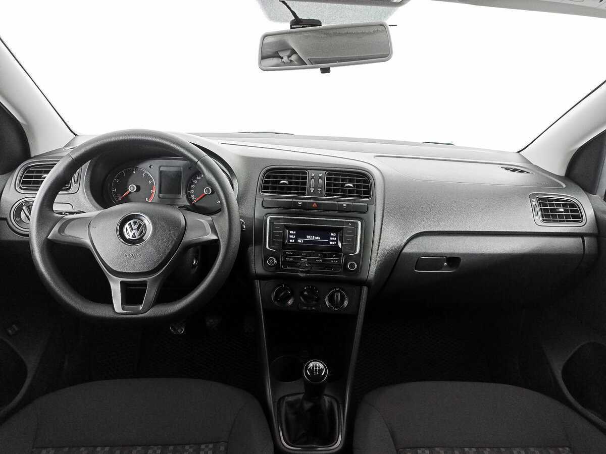 Volkswagen Polo, 2019 Фото №12