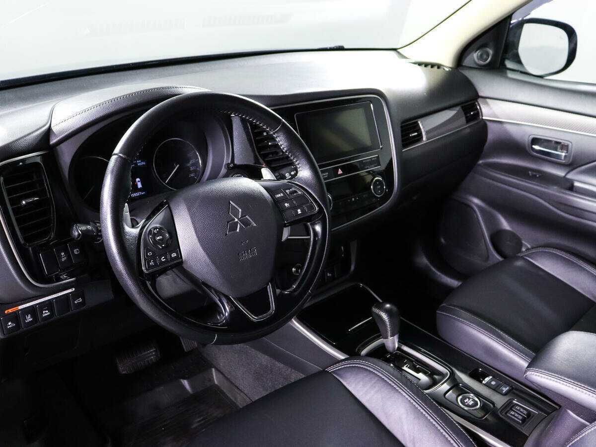 Mitsubishi Outlander, 2020 Фото №14