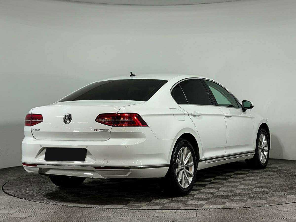 Volkswagen Passat, 2017 Фото №5