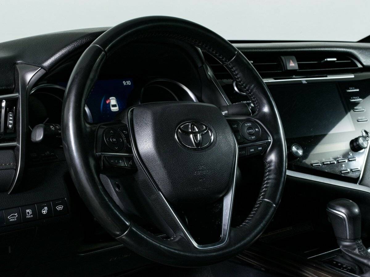 Toyota Camry, 2020 Фото №14