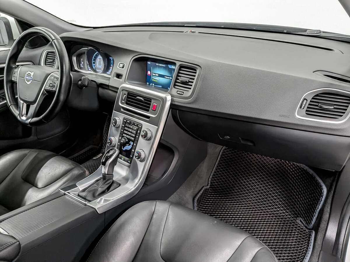 Volvo S60, 2016 Фото №11
