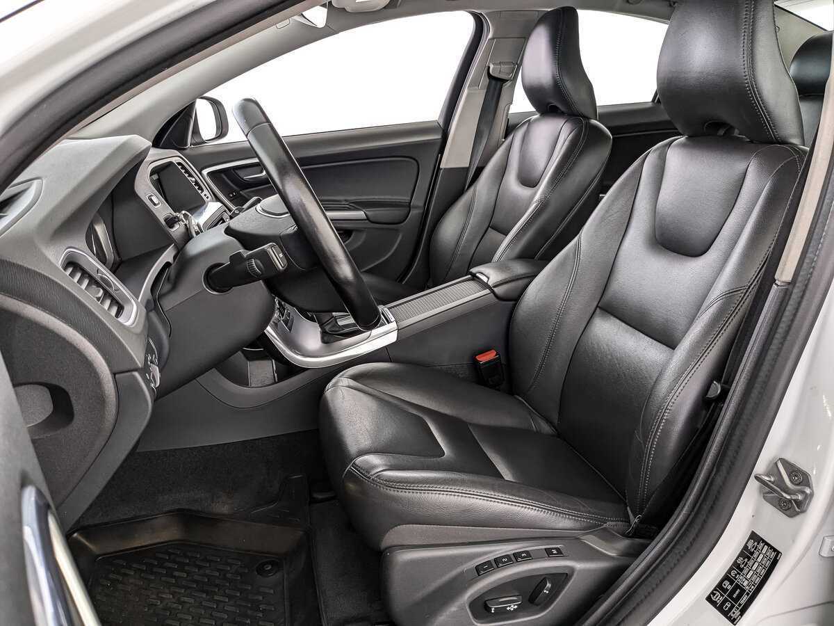 Volvo S60, 2016 Фото №16