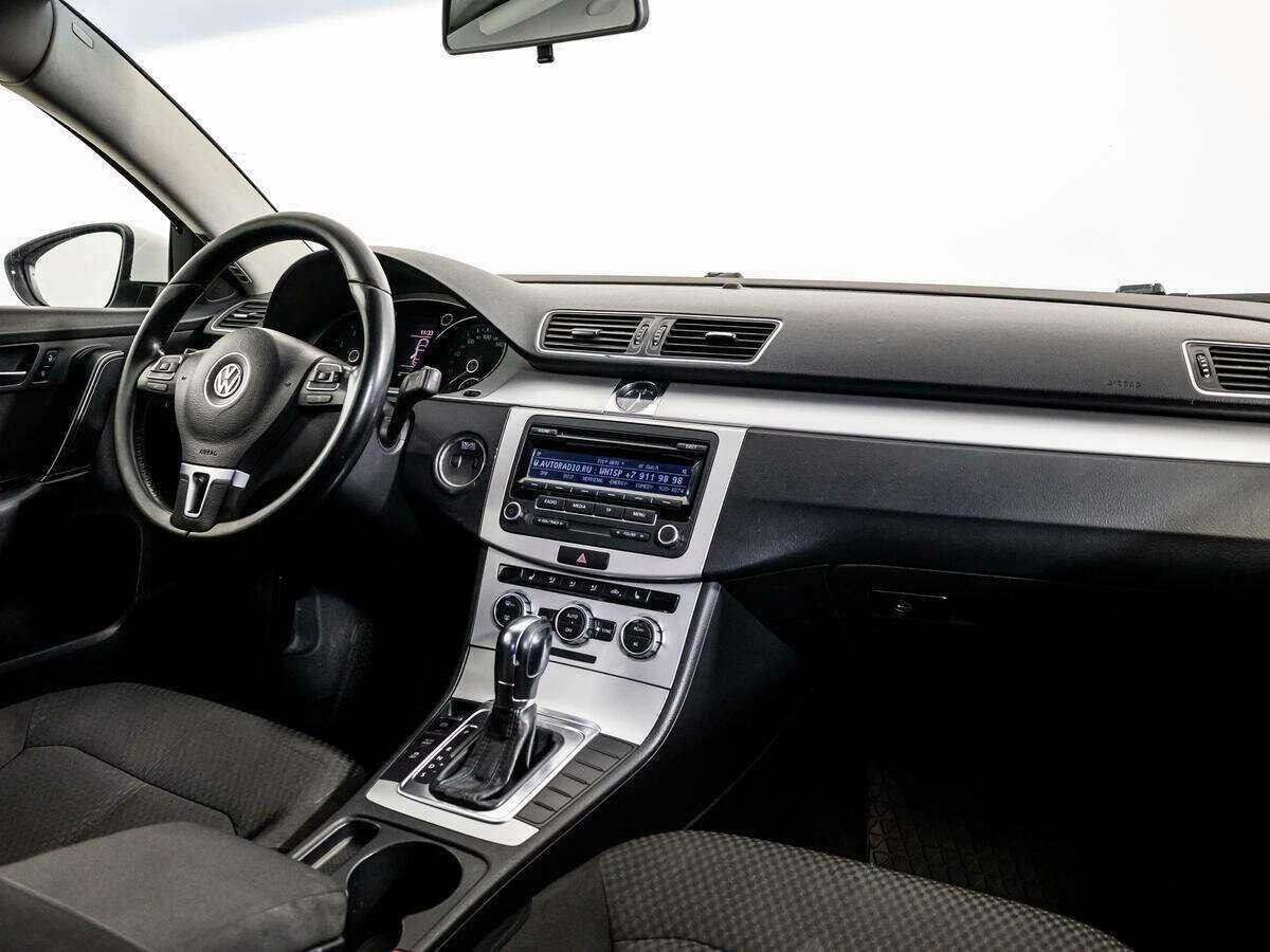 Volkswagen Passat, 2012 Фото №9