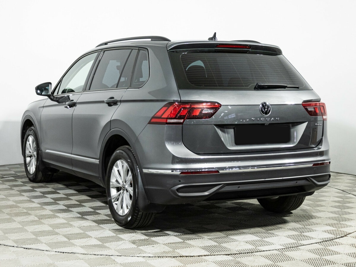 Volkswagen Tiguan II Рестайлинг, 2022 Фото №7