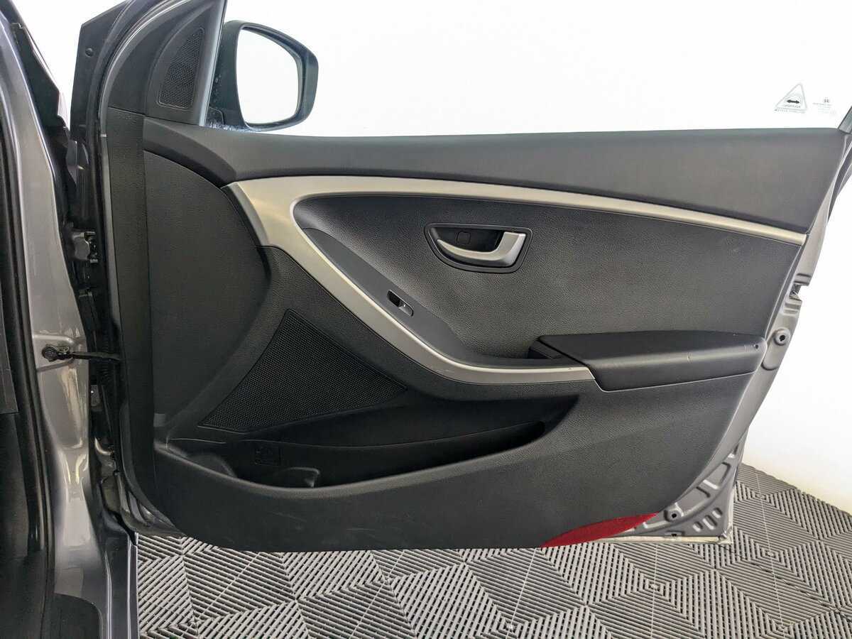 Hyundai i30, 2014 Фото №18
