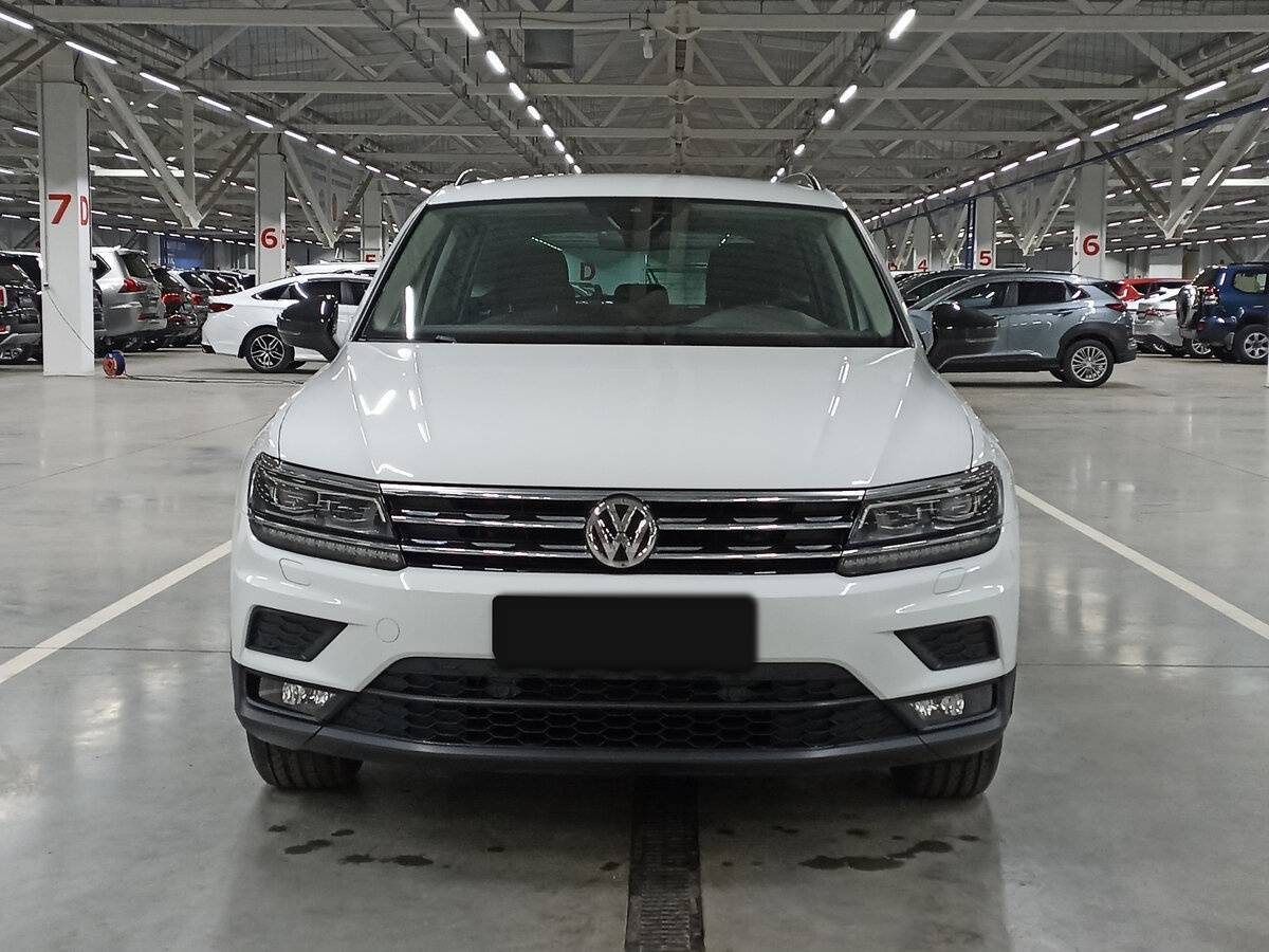 Volkswagen Tiguan, 2020 Фото №2