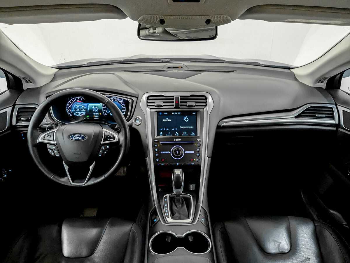 Ford Mondeo, 2017 Фото №14