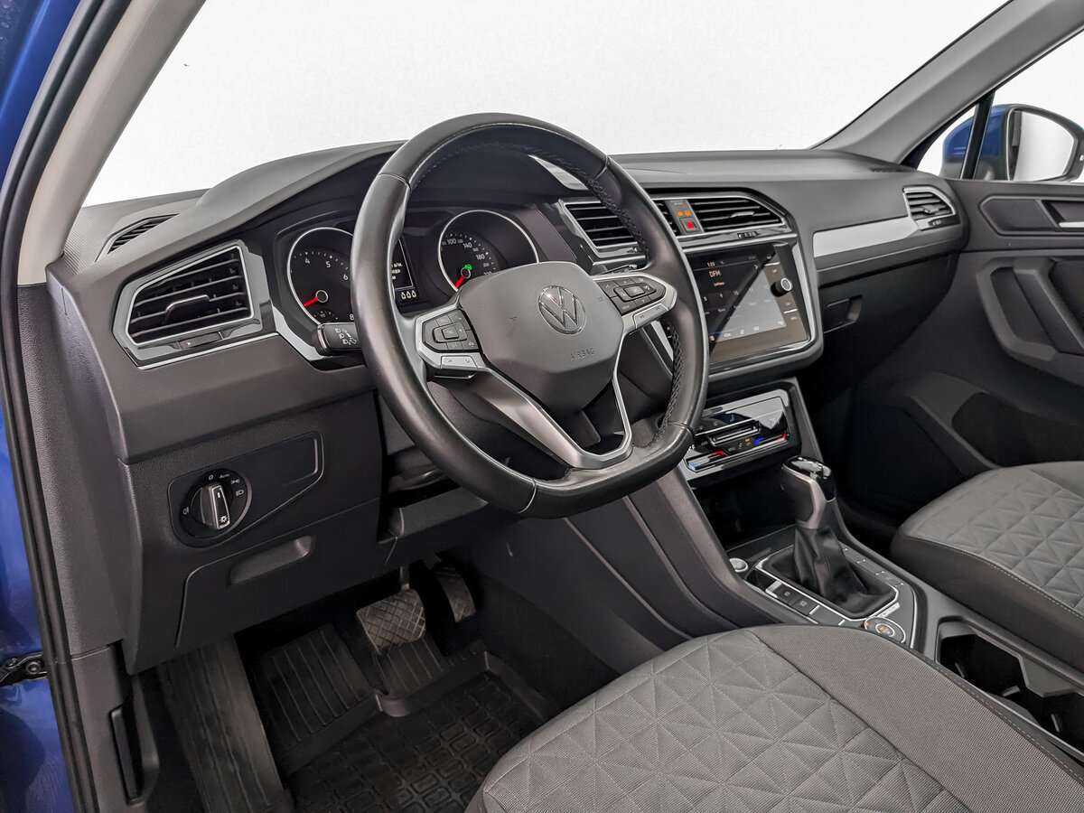 Volkswagen Tiguan, 2020 Фото №16