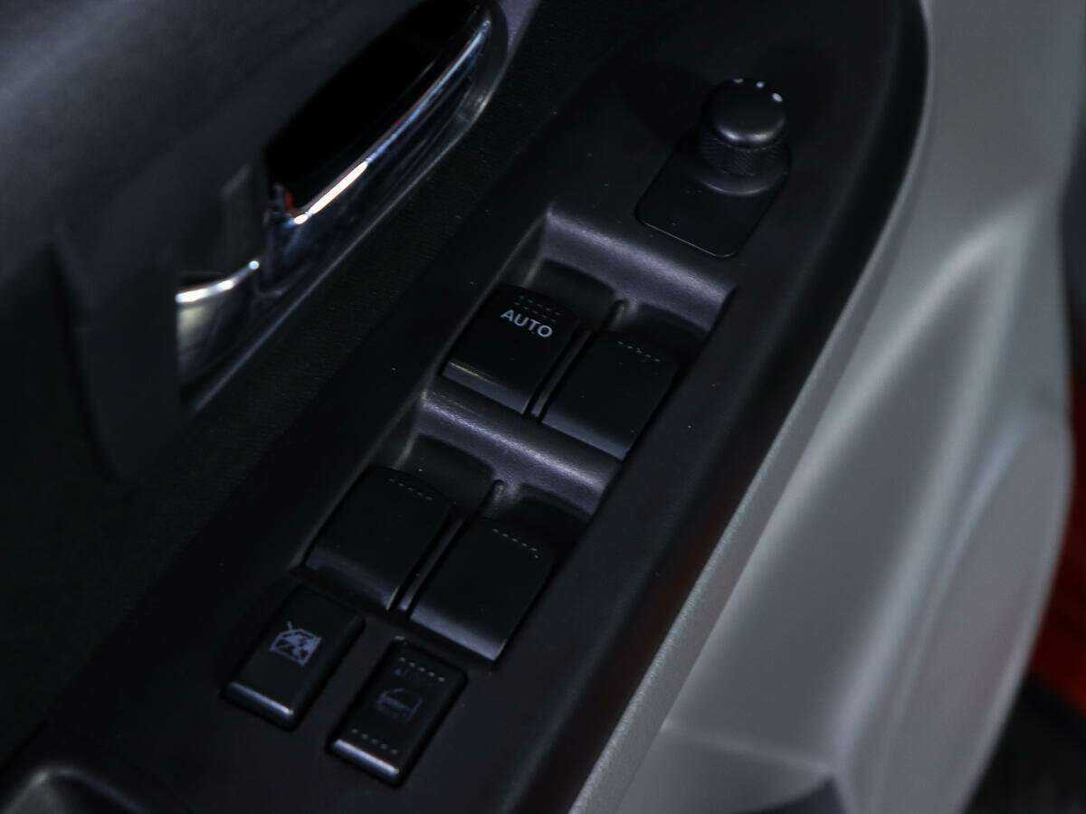 Suzuki SX4, 2013 Фото №13