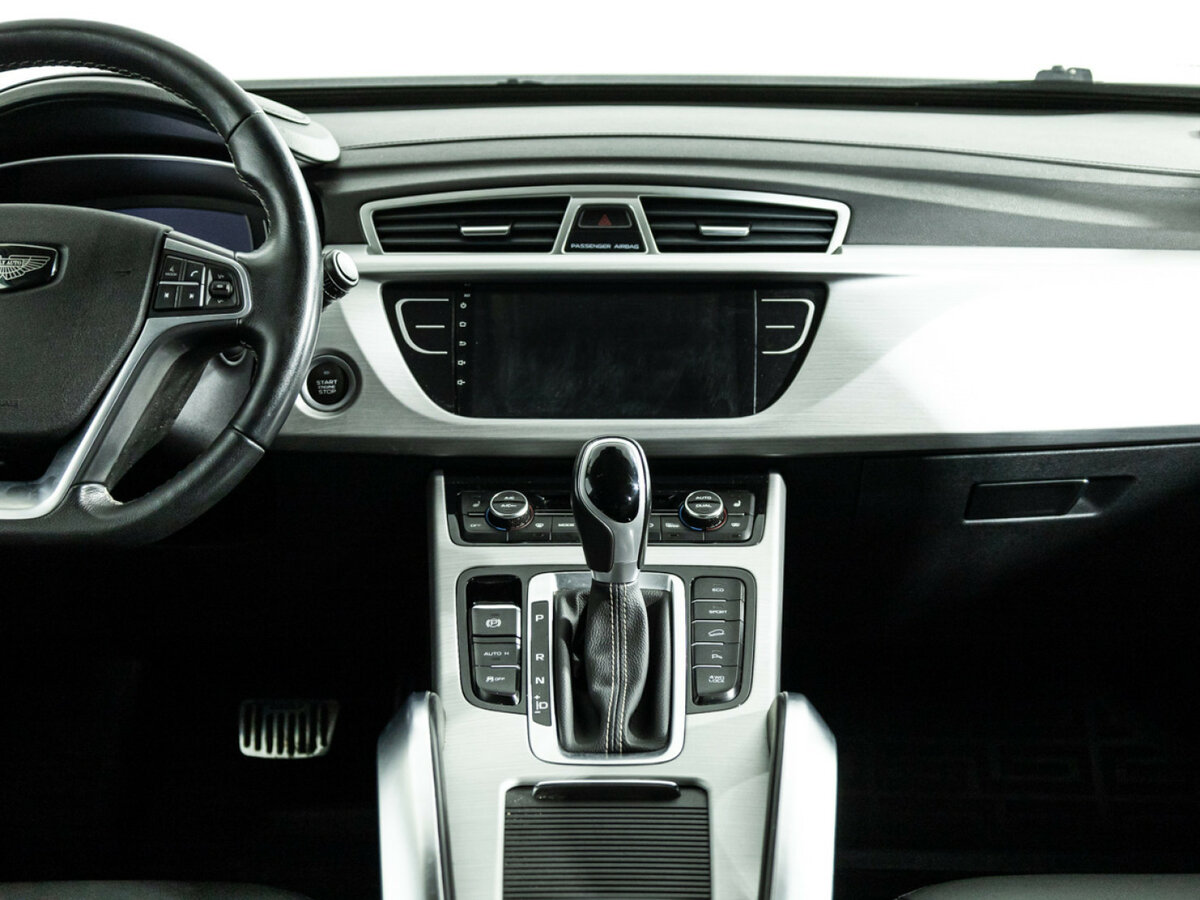 Geely Atlas I, 2018 Фото №14