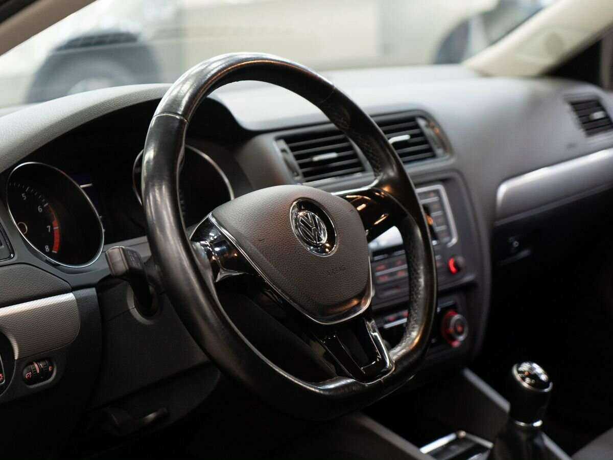 Volkswagen Jetta, 2016 Фото №5