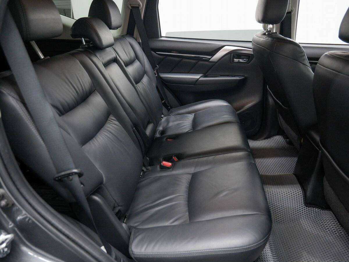 Mitsubishi Pajero Sport, 2018 Фото №25