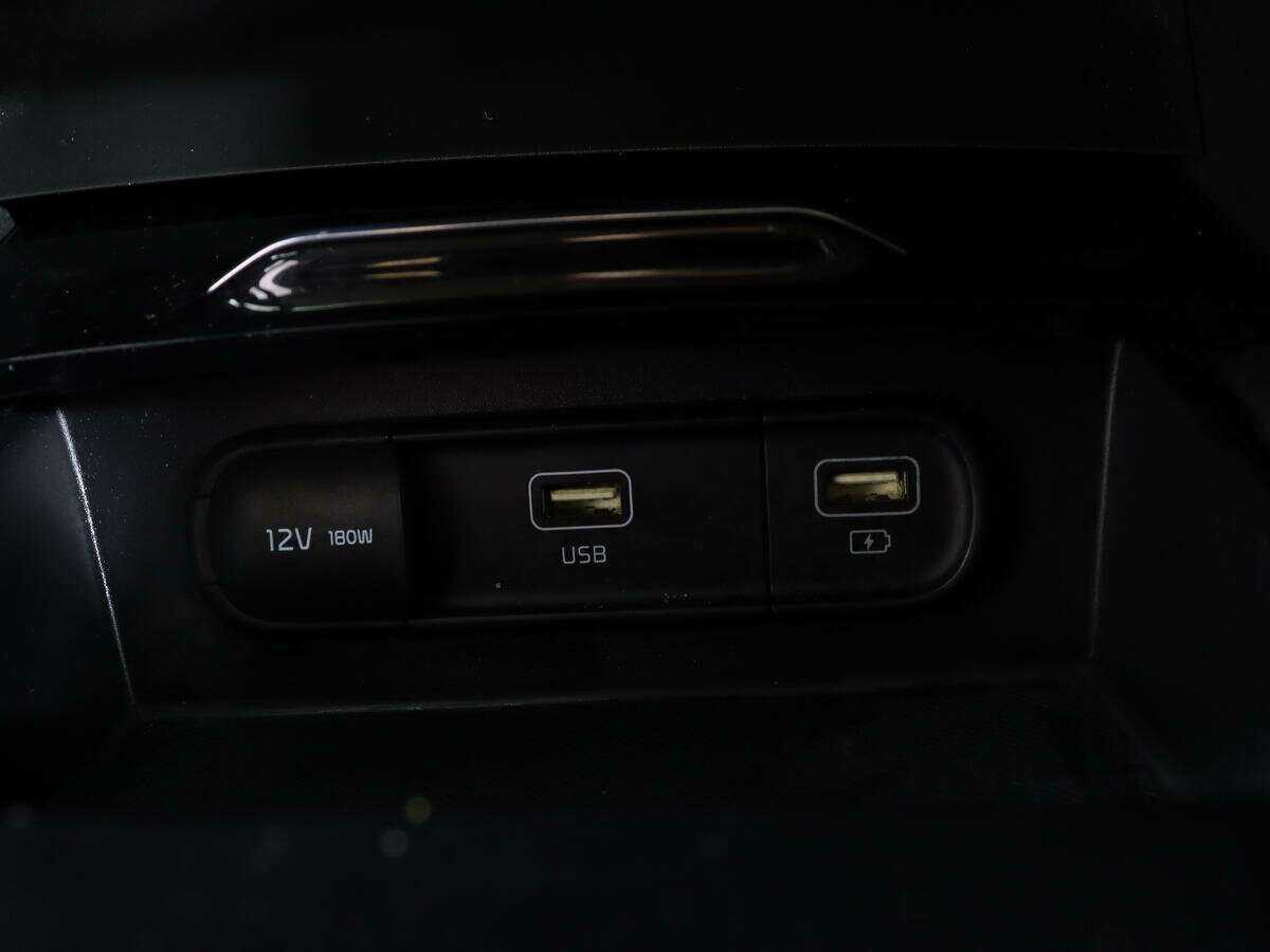 Kia K5, 2020 Фото №21