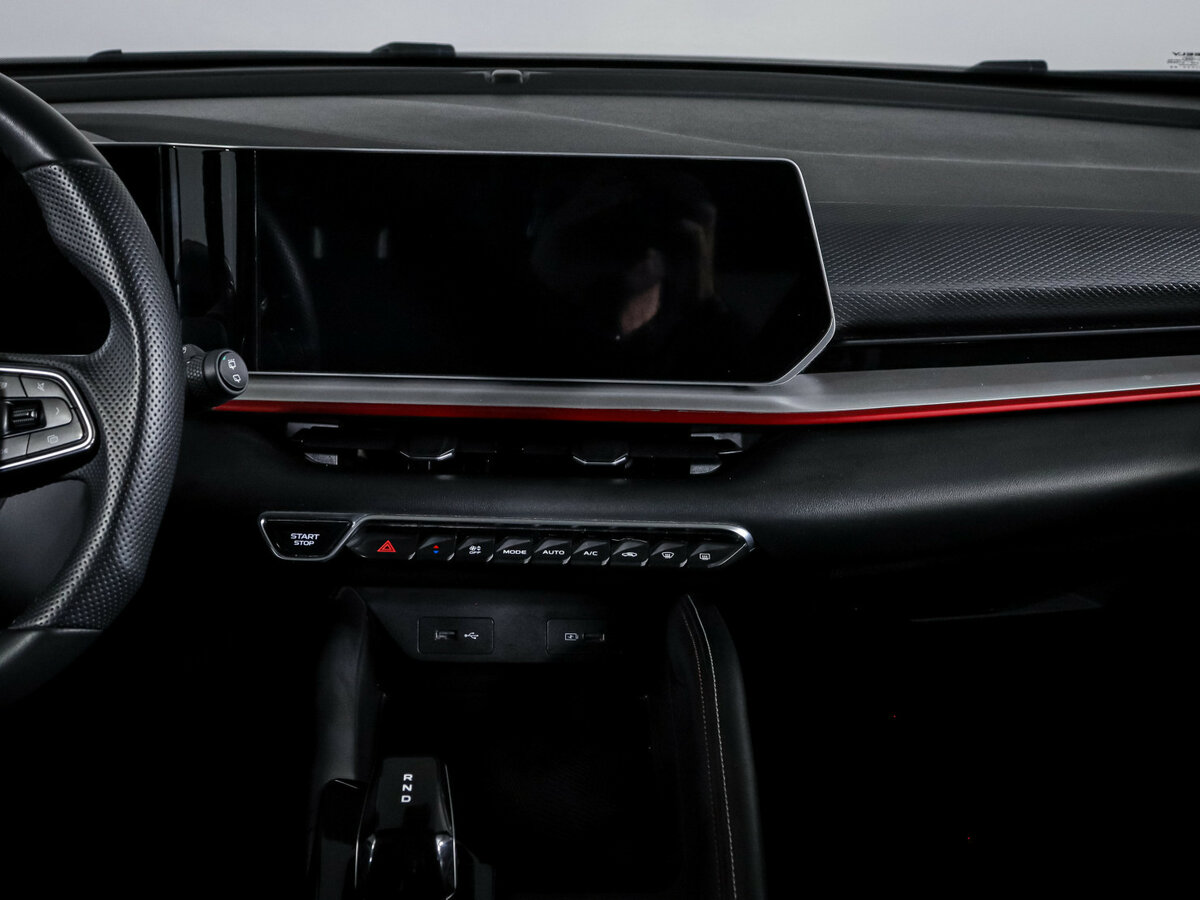 Geely Coolray (Binyue Cool) I Рестайлинг, 2024 Фото №11