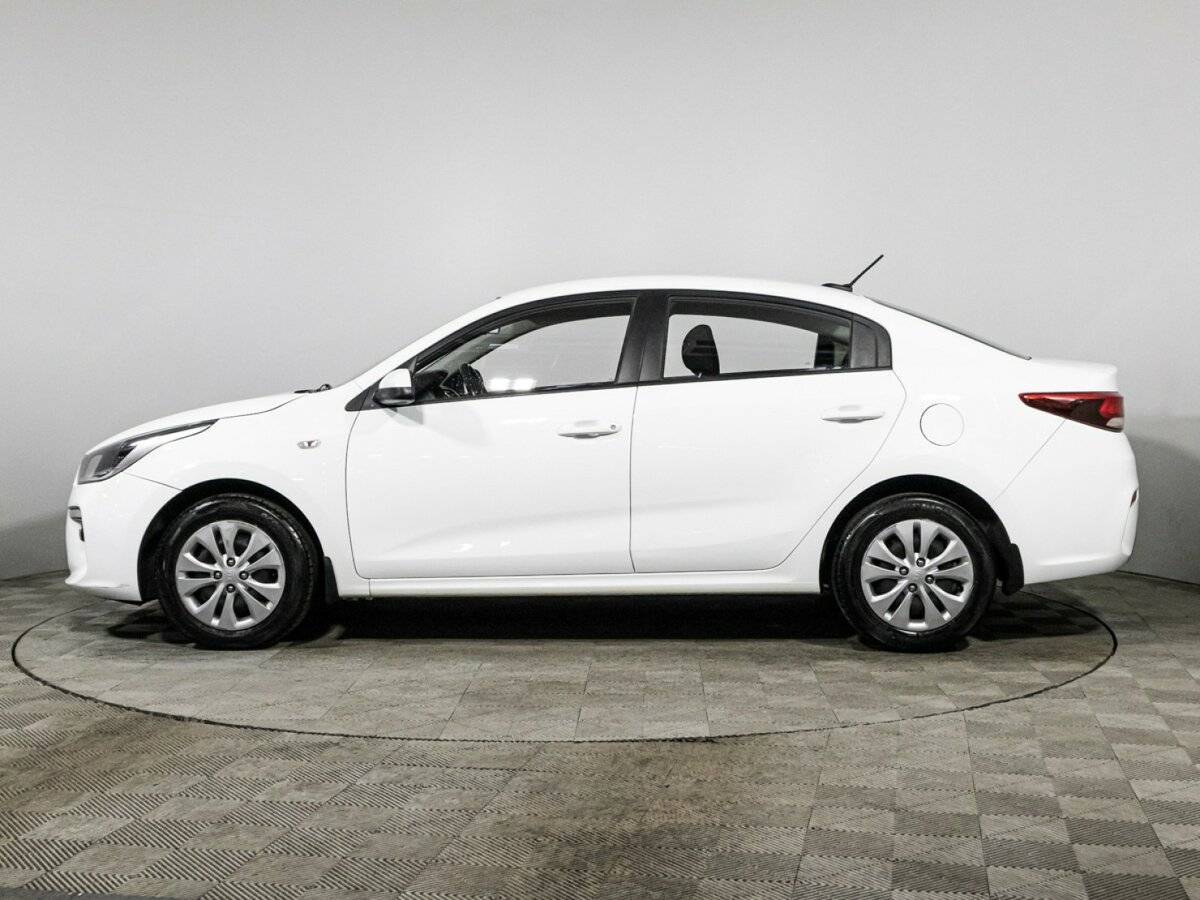 Kia Rio, 2018 Фото №8