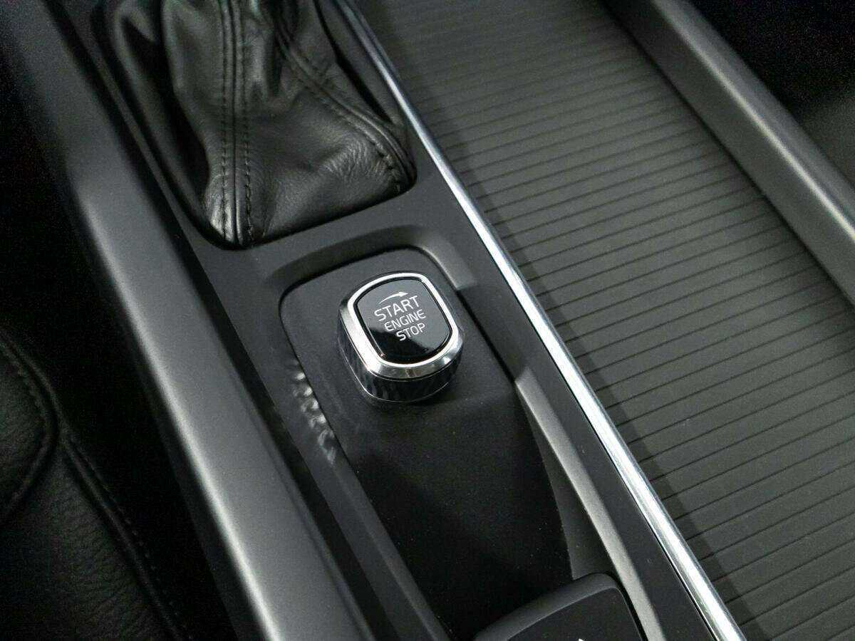 Volvo V60, 2018 Фото №16