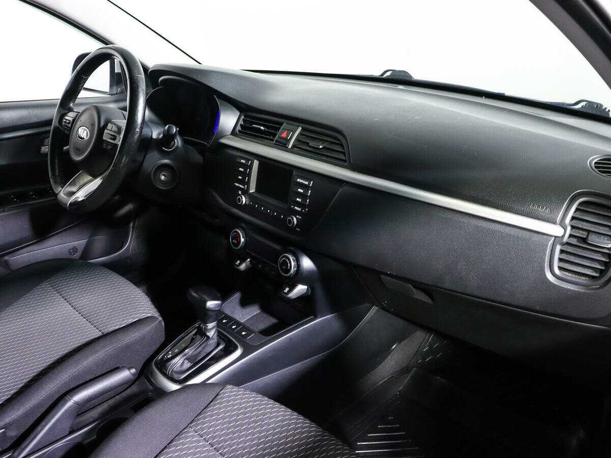 Kia Rio X-Line, 2019 Фото №7